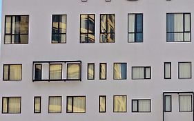 Mov Hotel